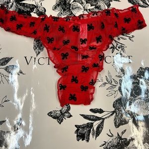 NWT Victoria’s Secret Thong Panty SIZE S
